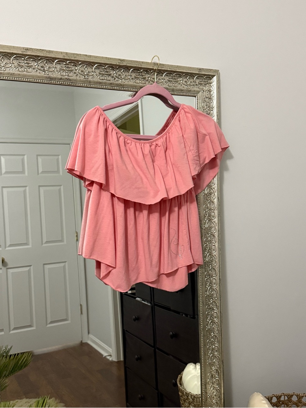 VINTAGE BABY PHAT Off-Shoulder Ruffle Top - Pink - Picture 2 of 4